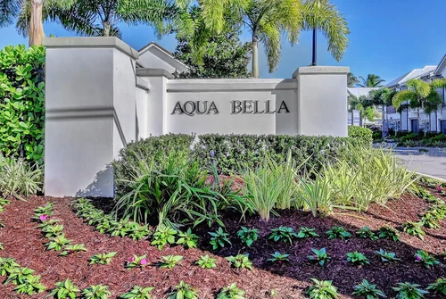 4509 E Aqua Bella Ln 4509