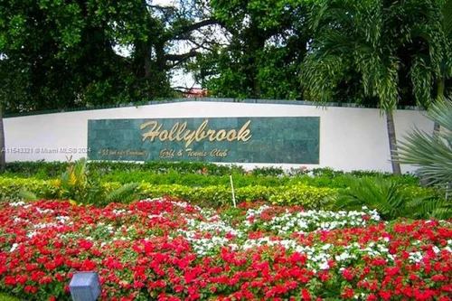 9523 S Hollybrook Lake Dr 104