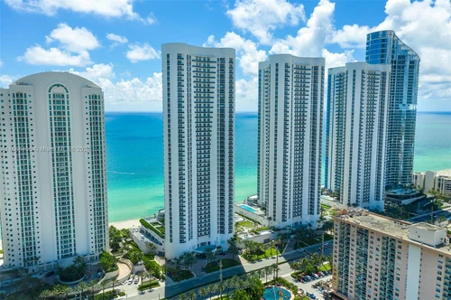 15901 Collins Ave 3403
