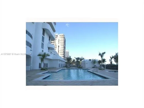 6365 Collins Ave 3304
