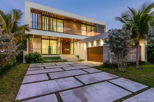 1413 BISCAYA DR, Surfside FL 33154