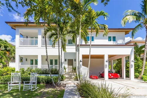 315 Woodcrest Rd, Key Biscayne FL 33149