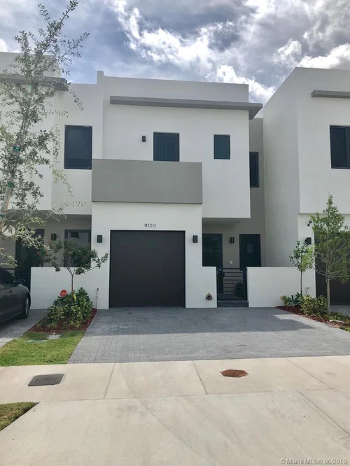 9120 SW 5th Ln, Miami FL 33174