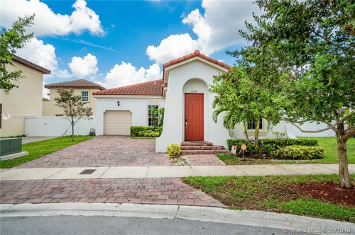16941 SW 91st Lane Cir, Kendall FL 33196