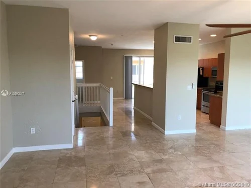 2725 NE 8th Ave # 104, Wilton Manors FL 33334