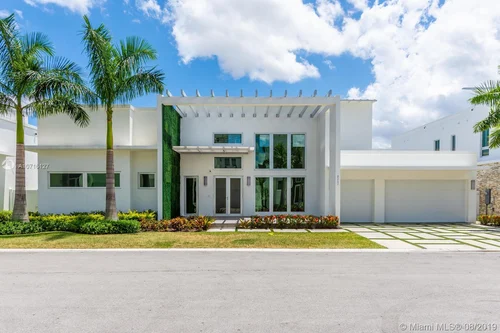 8262 NW 34th st, Doral FL 33122