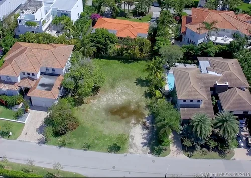 252 Westwood Dr, Key Biscayne FL 33149