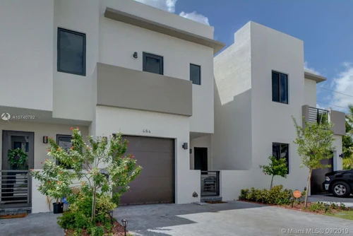 484 SW 91st Pl # 0, Miami FL 33174