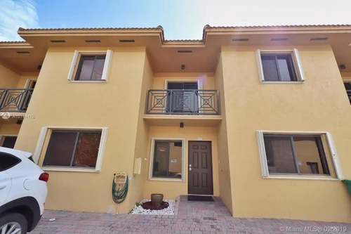 11115 W Okeechobee Rd # 129, Hialeah Gardens FL 33018