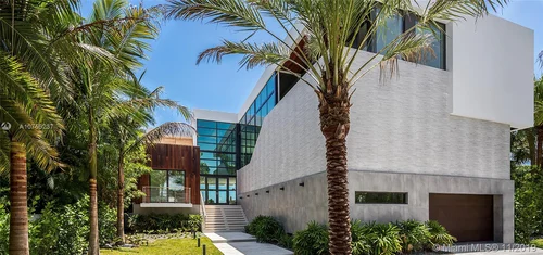 7311 Belle Meade Island Dr, Miami FL 33138