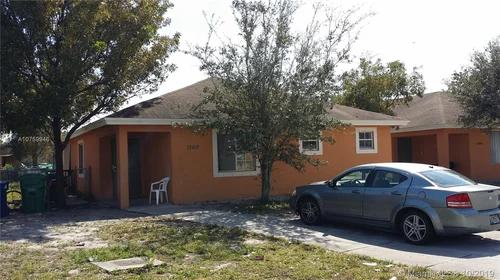 20814 NW 41st Ave Rd, Miami Gardens FL 33055