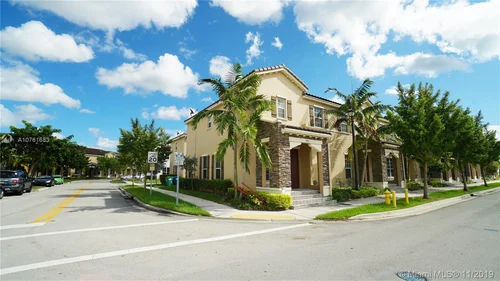 9401 SW 172nd Ave, Kendall FL 33196