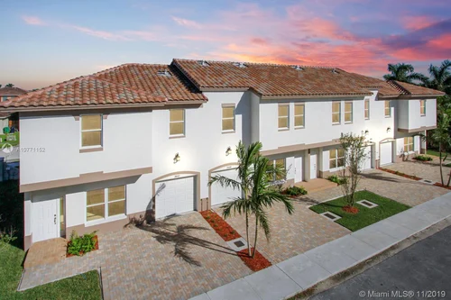 2802 SW 145th Ct # 2802, Miami FL 33175