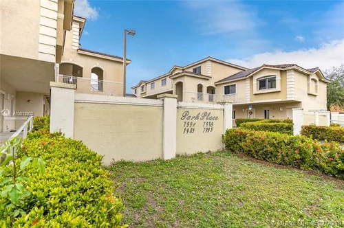 7989 NW 8th St # 109D, Miami FL 33126