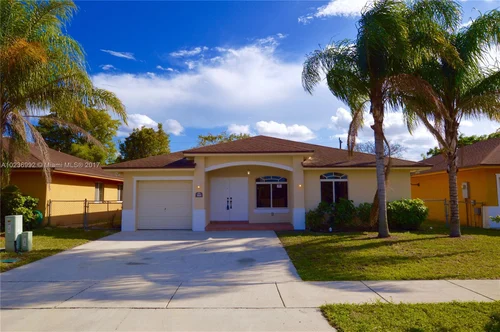3816 NW 201st Ter, Miami Gardens FL 33055