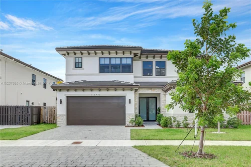7340 SW 163 AVE, Miami FL 33193