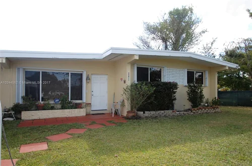 26811 SW 145th Ave, Homestead FL 33032
