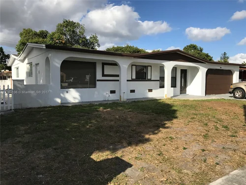 5601 NW 175th St, Miami Gardens FL 33055