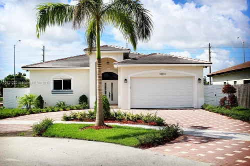10310 SW 7th Ter, Sweetwater FL 33174