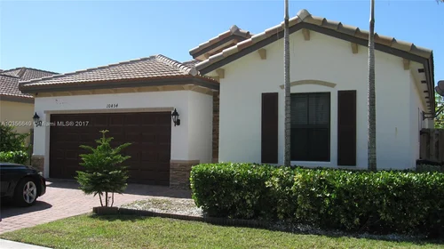 10454 SW 227 Terr, Miami FL 33190