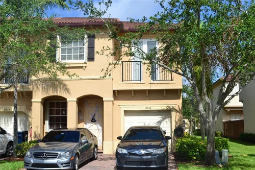 12959 SW 135 Terr # 12959, Kendall FL 33186