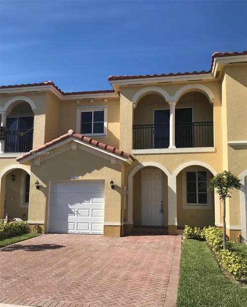 7037 SW 165th Ave, Miami FL 33193