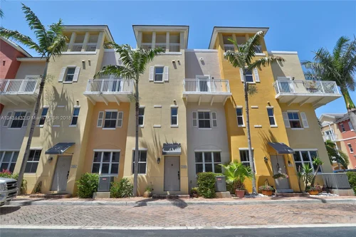 2330 Vintage Dr # 2330, Lighthouse Point FL 33064