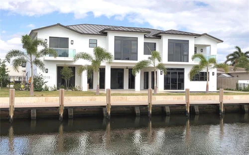 2320 NE 47th St, Lighthouse Point FL 33064