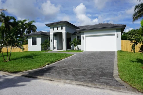 17708 SW 81 ct, Palmetto Bay FL 33157