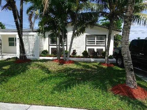 20015 SW 114th Ct, Miami FL 33189