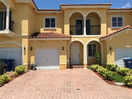 7146 SW 166th Pl, Miami FL 33193