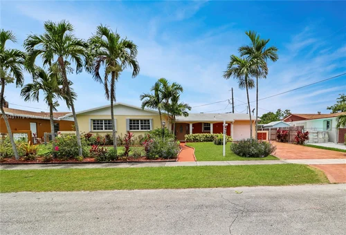 20010 SW 112th Ave, Miami FL 33189