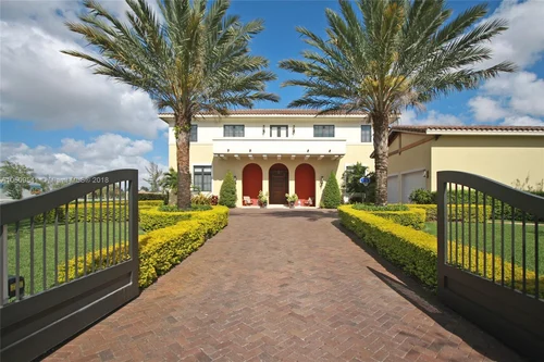 295 NW 123 Ave, Miami FL 33182