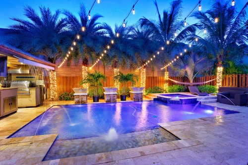 22718 SW 105th Ave, Miami FL 33190