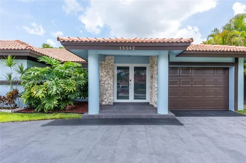 15542 SW 71 ST, Kendall FL 33193
