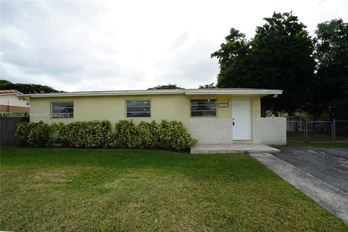 11262 SW 203rd Ter, Miami FL 33189
