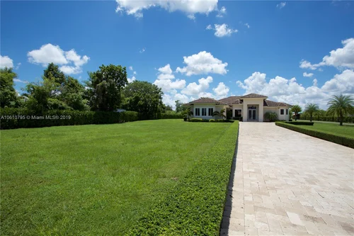 21500 SW 232nd St, Homestead FL 33031