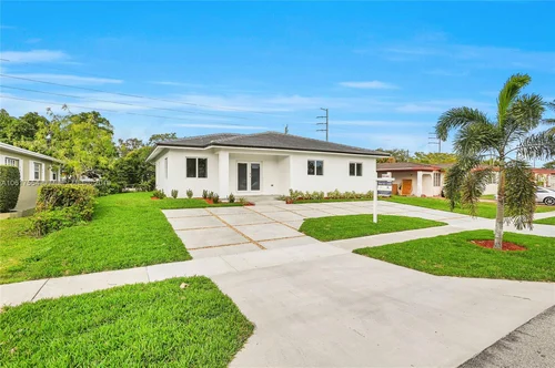 155 NE 134th St, North Miami FL 33161