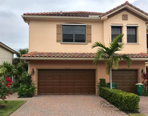 5919 NW 56th Pl # 5919, Tamarac FL 33319