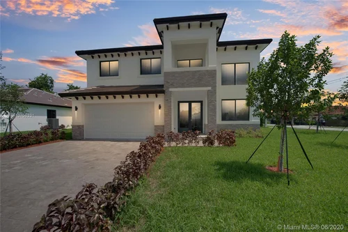 9220 SW 170th St, Palmetto Bay FL 33157
