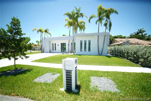 9954 SW 31st Ter, Miami FL 33165