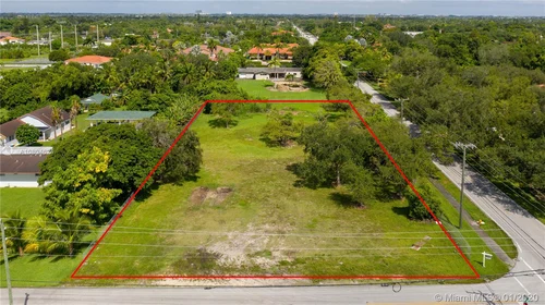 102XX SW 68 ST, Miami FL 33173