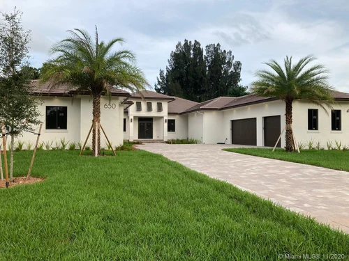 650 NW 118th Ave, Plantation FL 33325