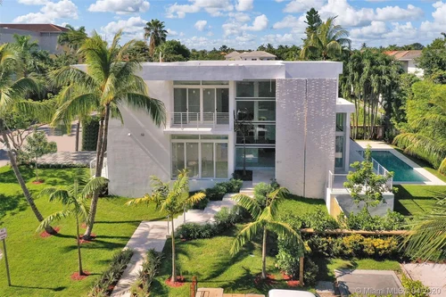 610 Ridgewood Rd, Key Biscayne FL 33149