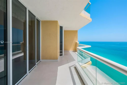 17875 Collins Ave # 3504, Sunny Isles Beach FL 33160