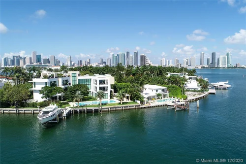 1429 N Venetian Way, Miami FL 33139