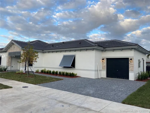 17705 SW 114 ct, Miami FL 33157