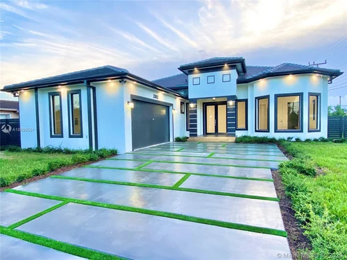 2802 SW 105th Ave, Miami FL 33165