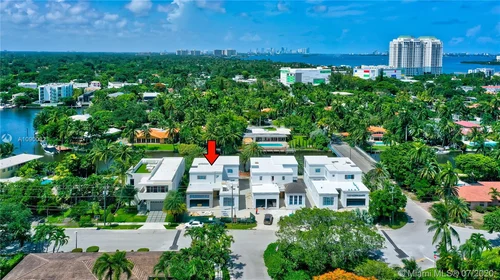 875 NE 76th St, Miami FL 33138