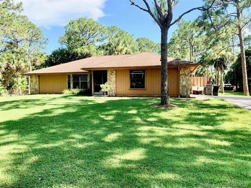 9662 Whippoorwill Trl, Palm Beach FL 33478